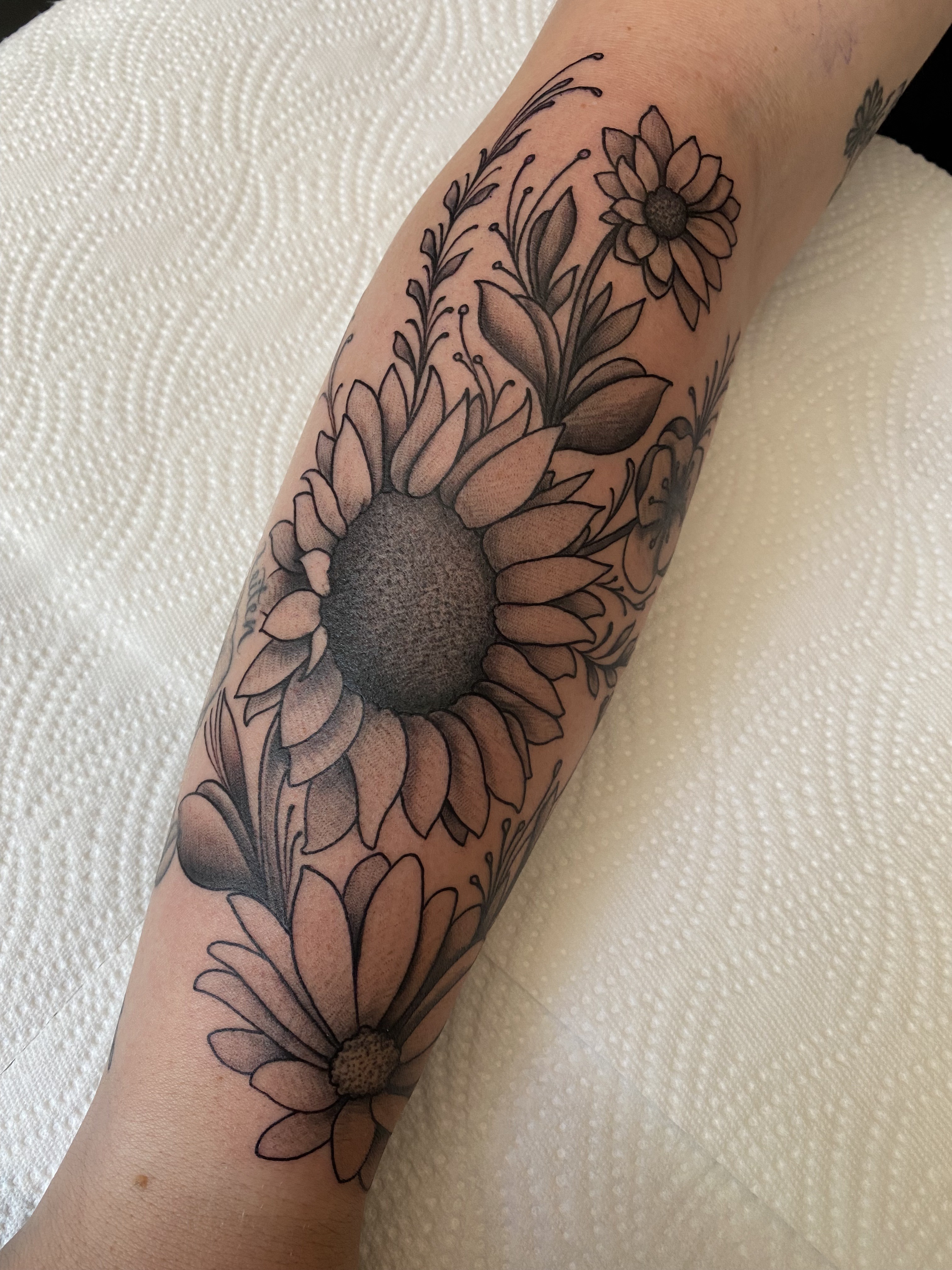  Fade to Black Tattoo Studio