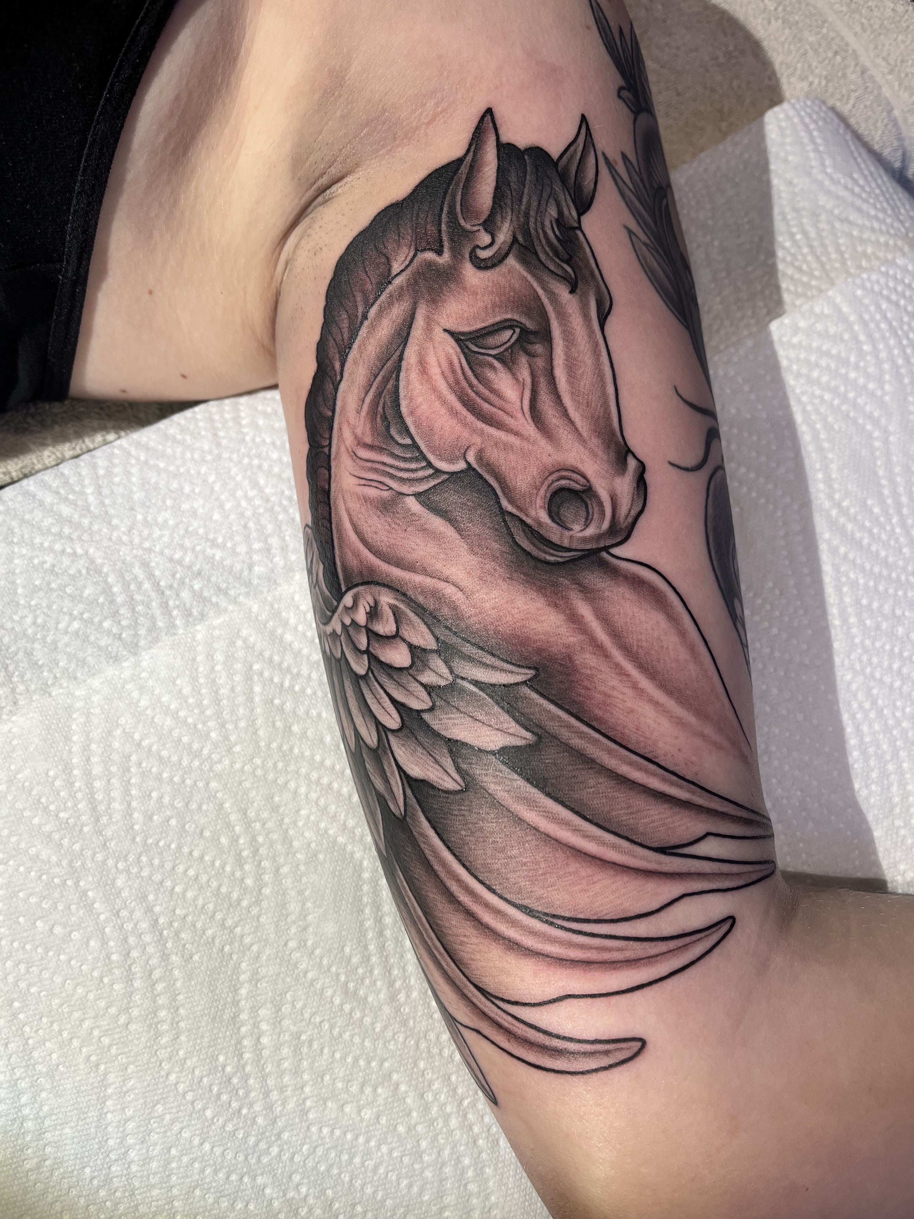  Fade to Black Tattoo Studio