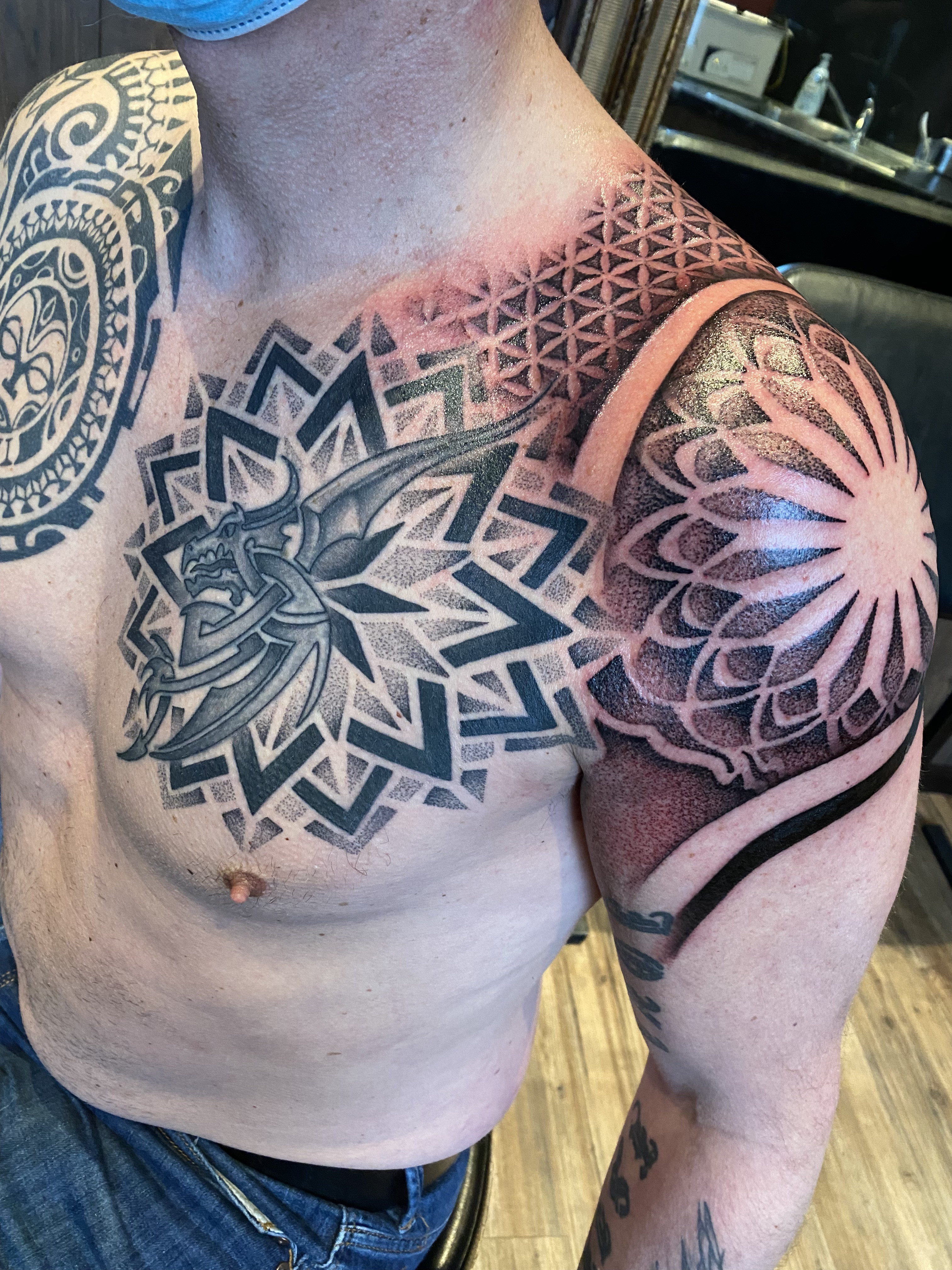  Fade to Black Tattoo Studio